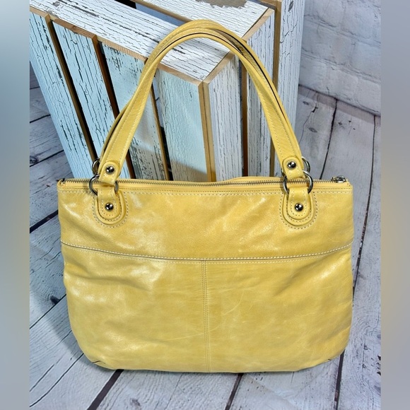 NWT Coach Poppy Glam Tote in Sunflower - Picture 3 of 9